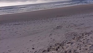 young wife gets naked on public beach to tease surfers