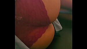 Round booty with pink panties