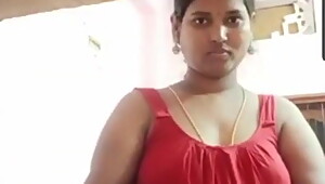 Madurai, Tamil sexy aunty in chimmies with hard nipples