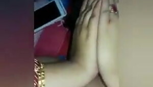 DESI HOUSEWIFE FUCKED HARD BY HER LOVER