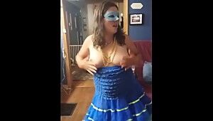 Wet Wife pussy strips to dance BUT THEN...