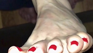 More Cum For Wifes Feet And Toes
