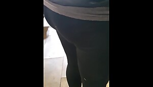Step mom Watching Netflix and Squirting in Leggings Close to step son