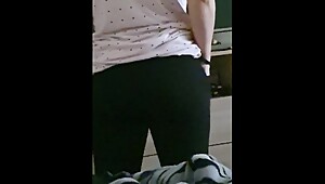 Step mom Wearing Mini skirt without Panties it will be Faster to get Fucked by step son