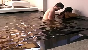 CummingCouple4u - [Uncensored] Thai wife wants English cock in the pool